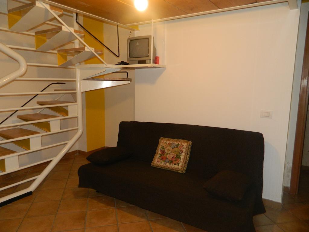 Casa Lungomare Bed & Breakfast ซาแลร์โน ภายนอก รูปภาพ