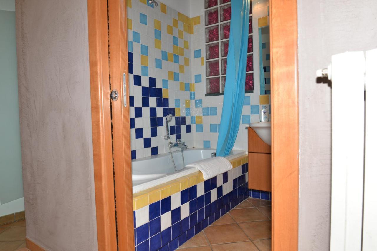 Casa Lungomare Bed & Breakfast ซาแลร์โน ภายนอก รูปภาพ