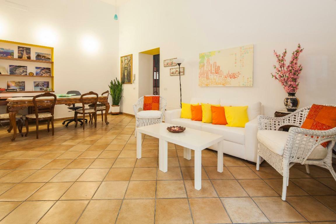 Casa Lungomare Bed & Breakfast ซาแลร์โน ภายนอก รูปภาพ