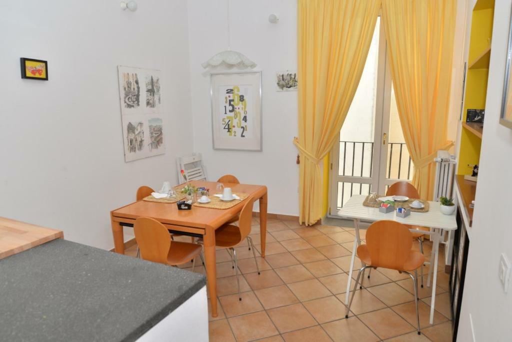 Casa Lungomare Bed & Breakfast ซาแลร์โน ภายนอก รูปภาพ